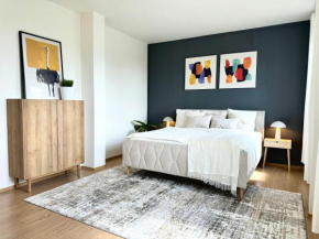 96m2 Designer Apartment, FREE Garage Parking